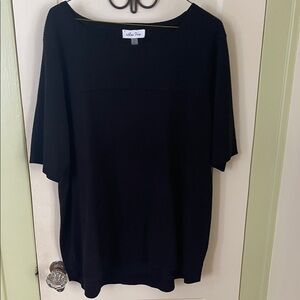 Melissa Paige Black Short Sleeve Top